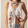 Women's Floral Embroidered Tops Y2K Sleeveless Scoop Neck Button Down Tank Top